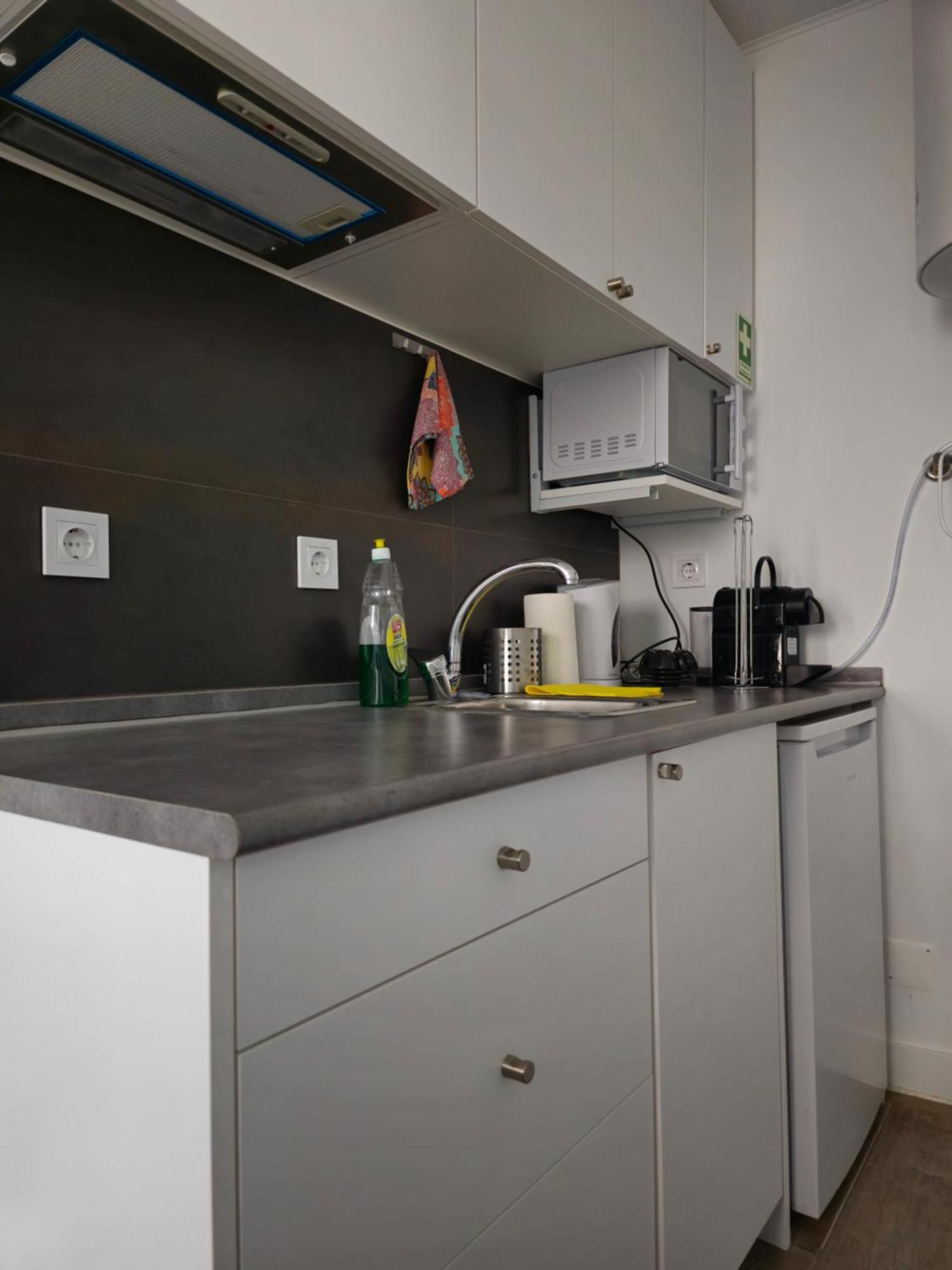 Esther Apartment Cozy Vacay Suite Сетубал Екстериор снимка