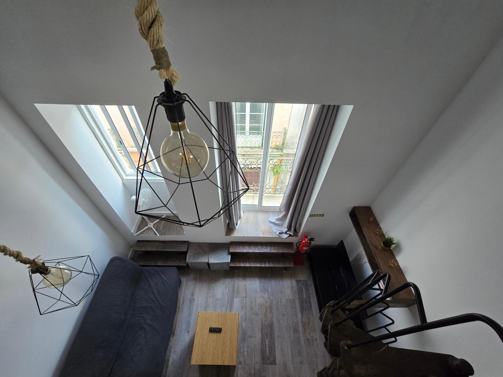 Esther Apartment Cozy Vacay Suite Сетубал Екстериор снимка